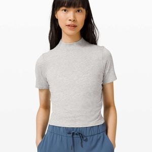 Lululemon T-Shirt